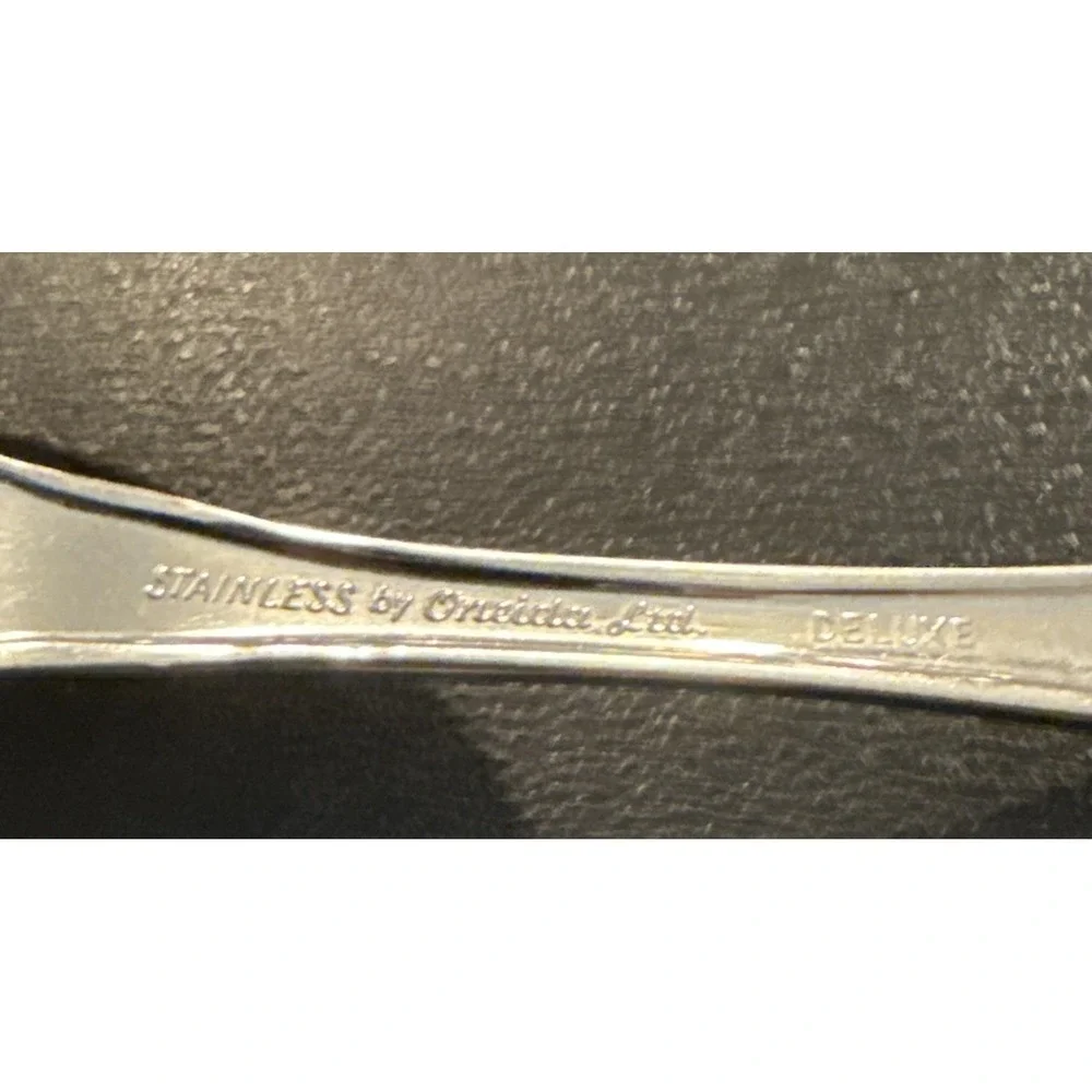 Oneida Ltd Strathmore Deluxe 4 Piece Hostess Serving‎ Set Stainless Flatware